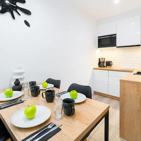 Vacationclub - Nadrzeczna 2b 10 * קרפאז'