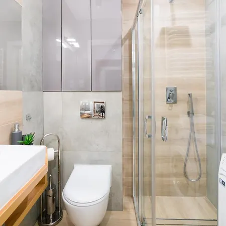 Vacationclub - Nadrzeczna 2b 10 *